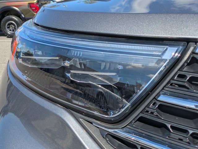 Certified 2023 Ford Explorer XLT w/ Equipment Group 202A AWD/4WD image 9