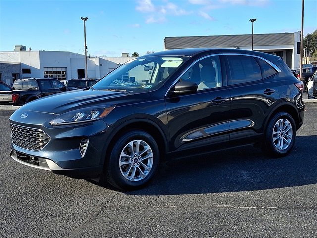 Certified 2022 Ford Escape SE w/ Convenience Package image 3