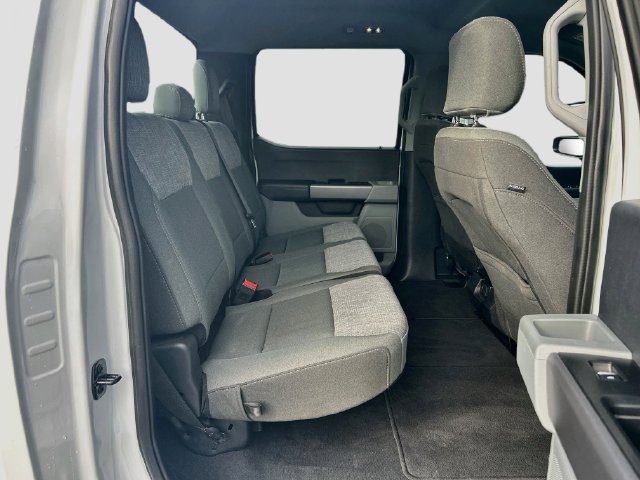 Certified 2025 Ford F250 XLT AWD/4WD image 33