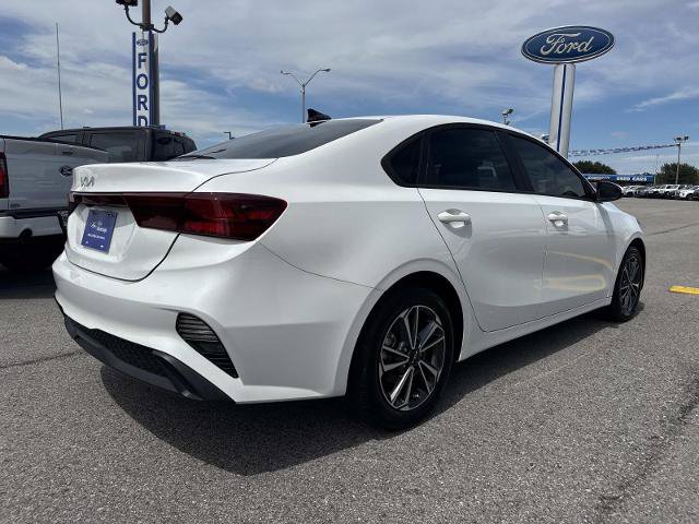 Used 2022 Kia Forte LXS FWD image 5
