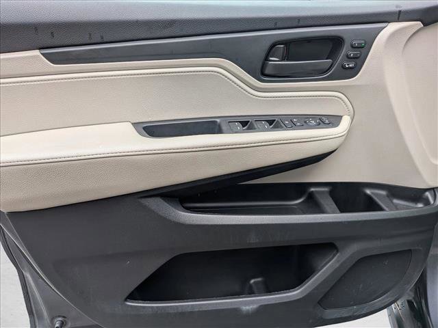 Used 2025 Honda Odyssey EX-L image 10