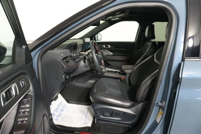 Certified 2025 Ford Explorer ST image 19