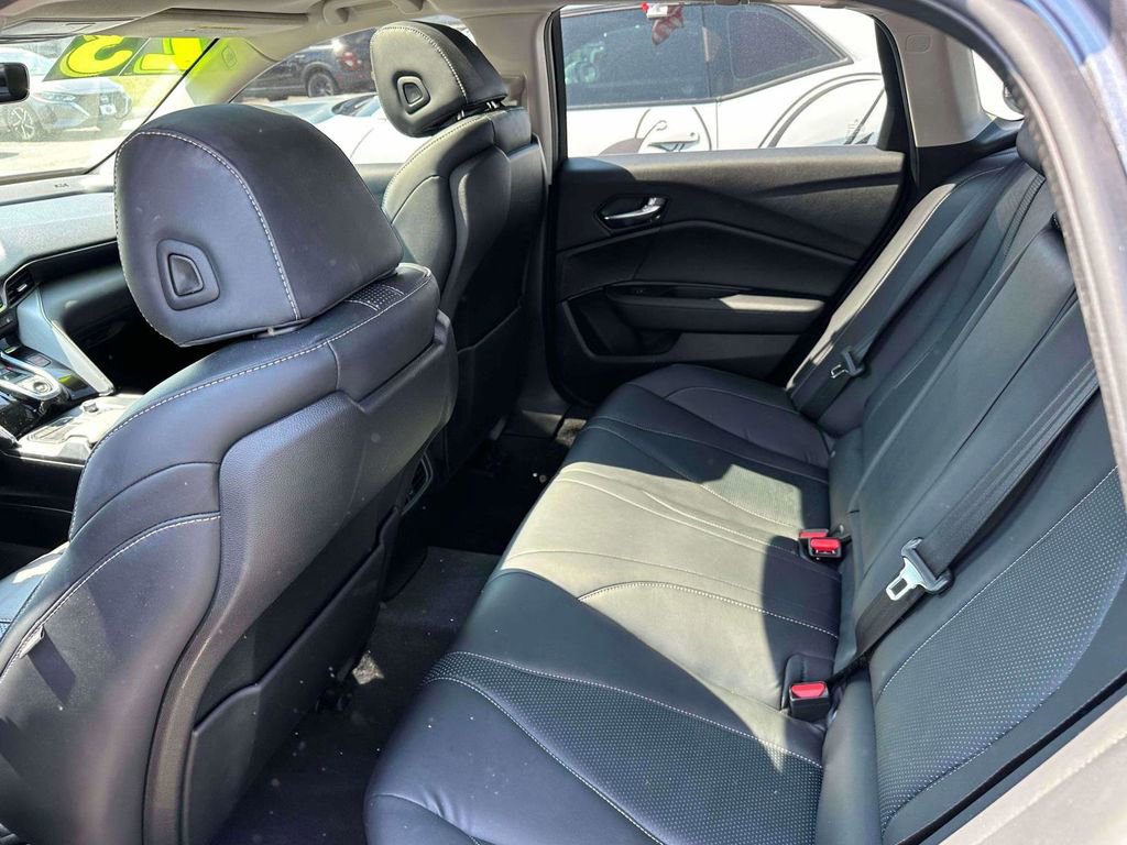 Used 2023 Acura TLX w/ Technology Package FWD image 9