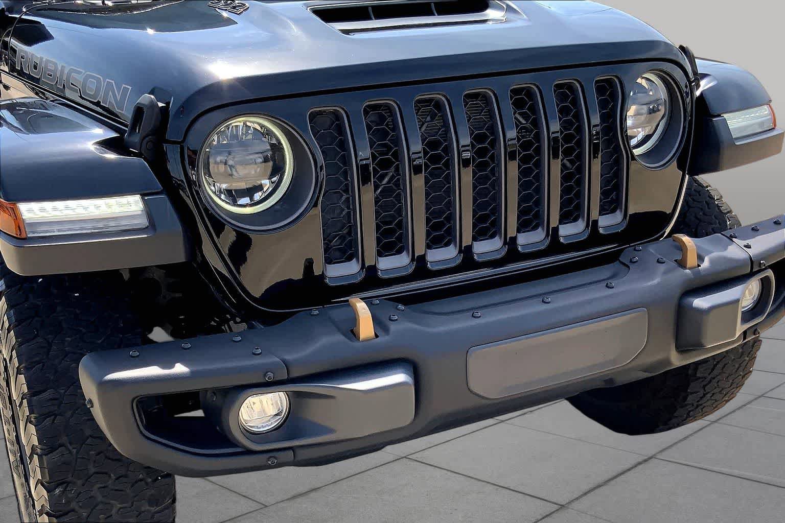 Used 2023 Jeep Wrangler Unlimited Rubicon 392 w/ Trailer Tow Package AWD/4WD image 39