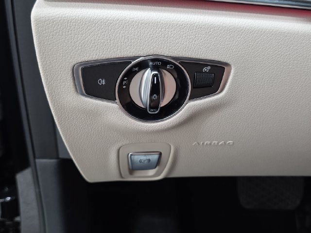 Used 2023 Mercedes-Benz E 350 4MATIC Sedan image 26