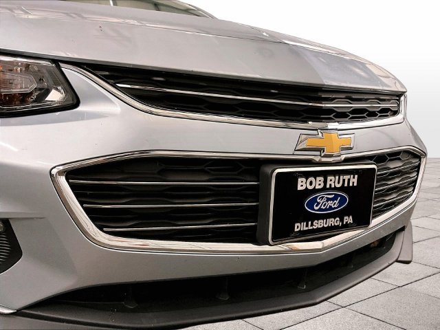 Used 2018 Chevrolet Malibu LT FWD image 29