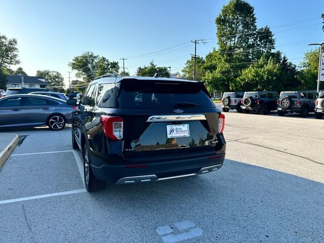 Certified 2022 Ford Explorer XLT w/ Equipment Group 202A AWD/4WD image 14