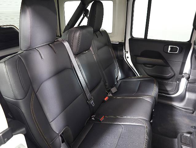 Used 2024 Jeep Wrangler Unlimited Sahara w/ Safety Group image 10