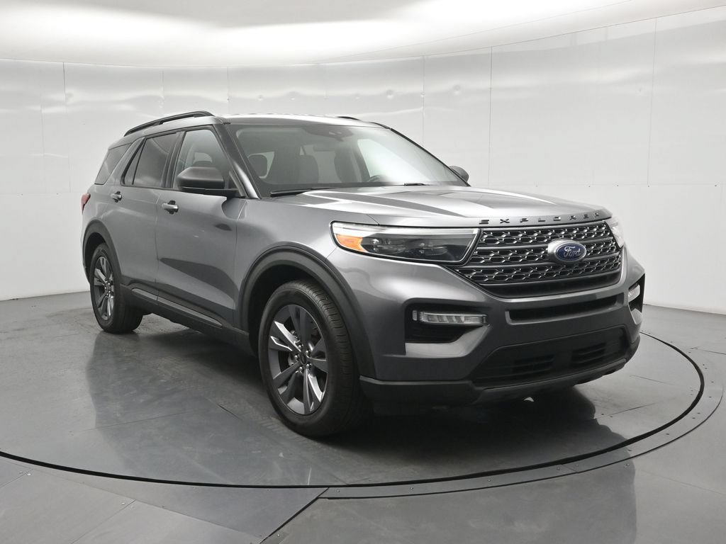 Certified 2021 Ford Explorer XLT w/ Equipment Group 202A RWD image 46