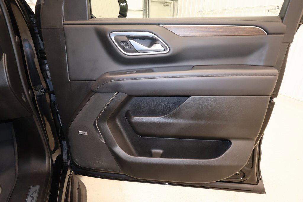 Used 2023 Chevrolet Tahoe High Country image 25