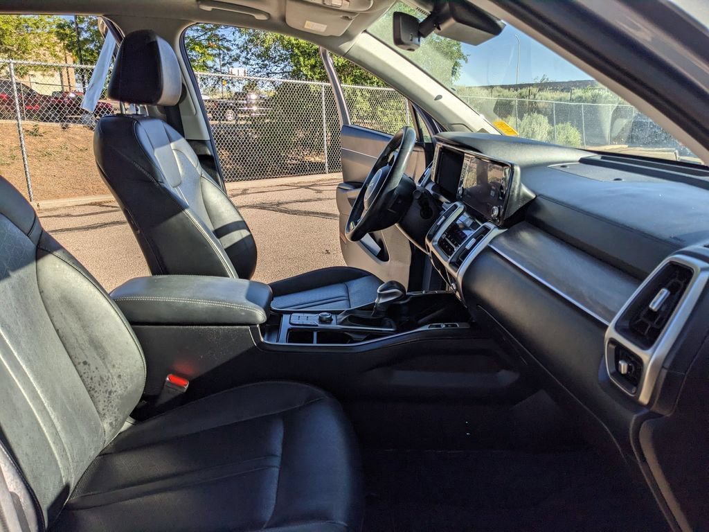 Used 2022 Kia Sorento S w/ Panoramic Sunroof Package AWD/4WD image 25