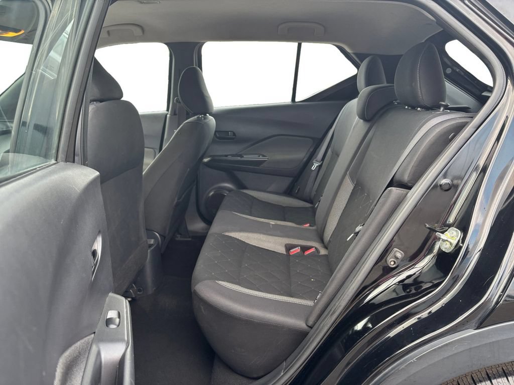 Used 2020 Nissan Kicks S FWD image 21