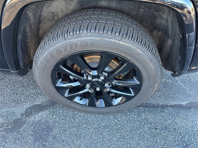 Used 2021 Jeep Grand Cherokee Laredo X image 14