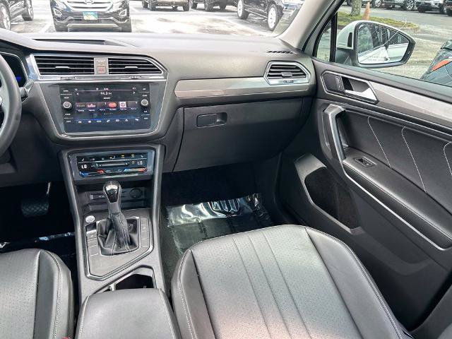 Used 2022 Volkswagen Tiguan SE FWD image 11