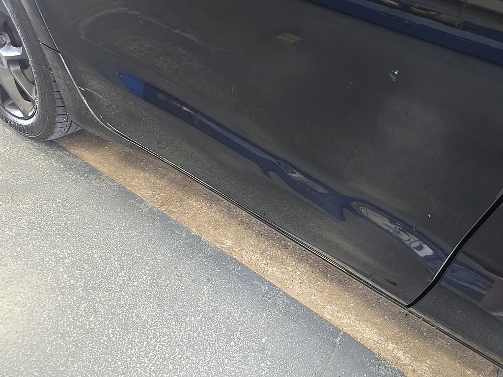 Used 2021 Chrysler Pacifica Touring-L w/ Uconnect Theater Family Group FWD image 8