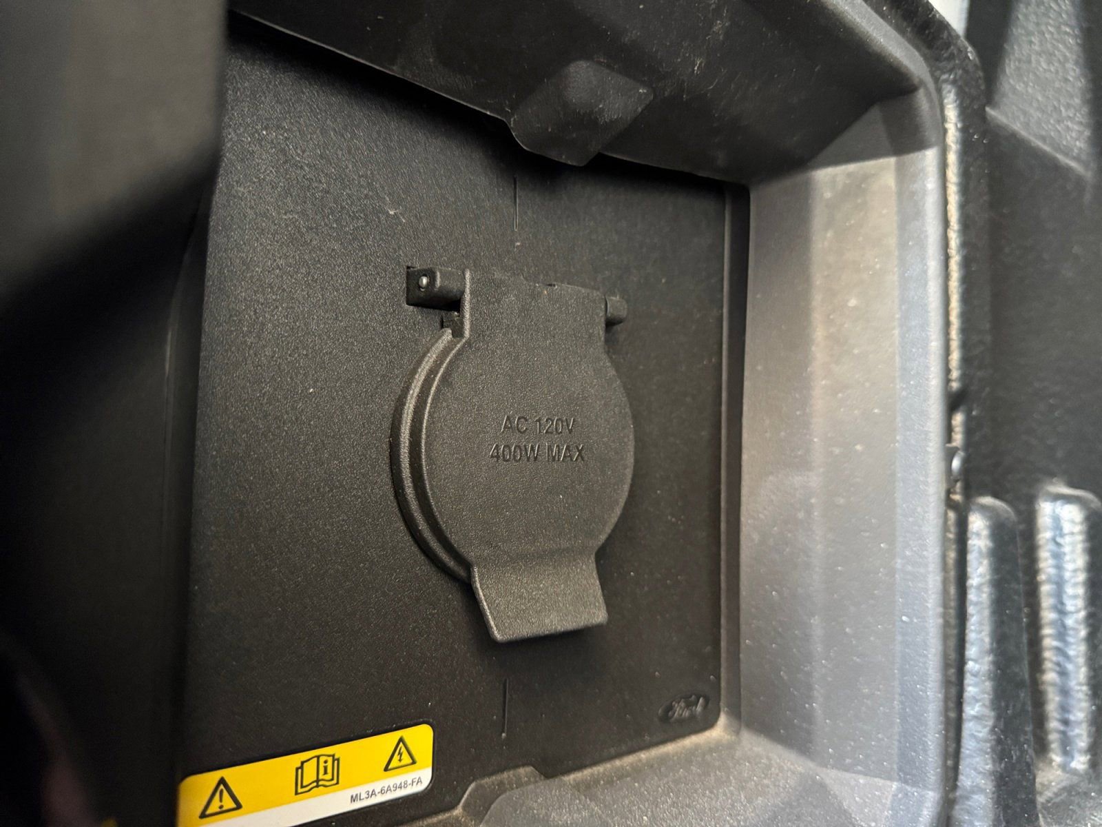 Certified 2023 Ford F150 XLT w/ Equipment Group 302A High image 18