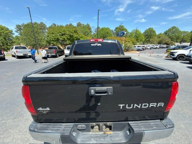 Used 2018 Toyota Tundra SR5 w/ SR5 Upgrade Package AWD/4WD image 19