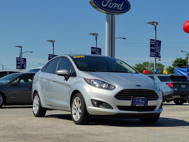 Certified 2019 Ford Fiesta SE w/ Equipment Group 201A FWD image 2