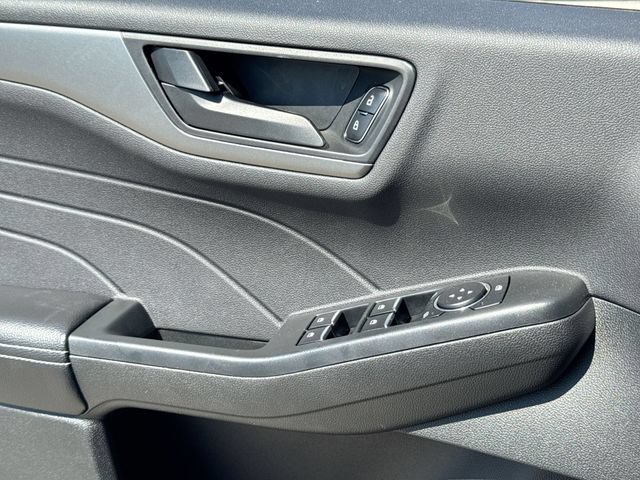 Certified 2023 Ford Escape Active w/ Cold Weather Package FWD image 13