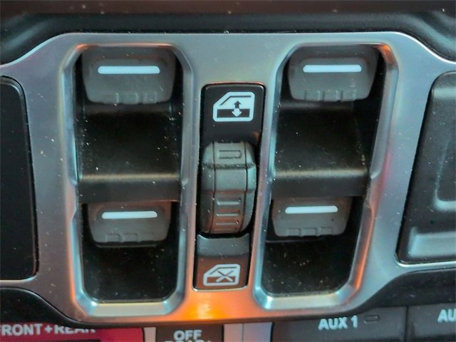 Used 2024 Jeep Wrangler Unlimited Rubicon image 24