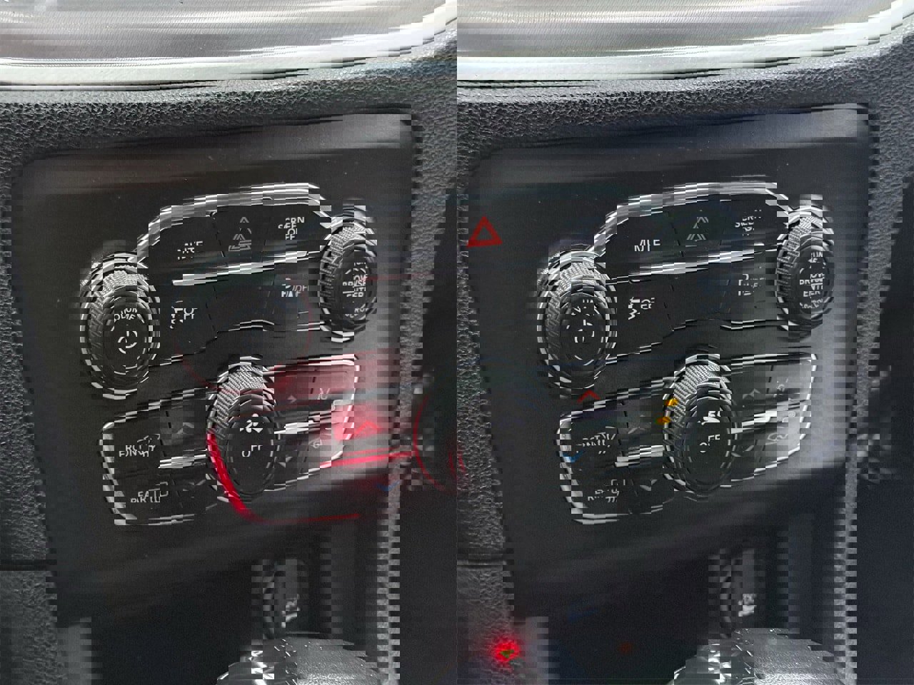 Used 2021 Dodge Charger SXT w/ Blacktop Package image 20