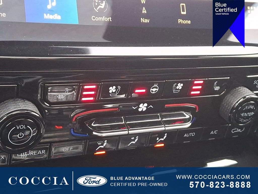 Used 2024 Jeep Grand Cherokee Overland w/ Trailer Tow Package image 25