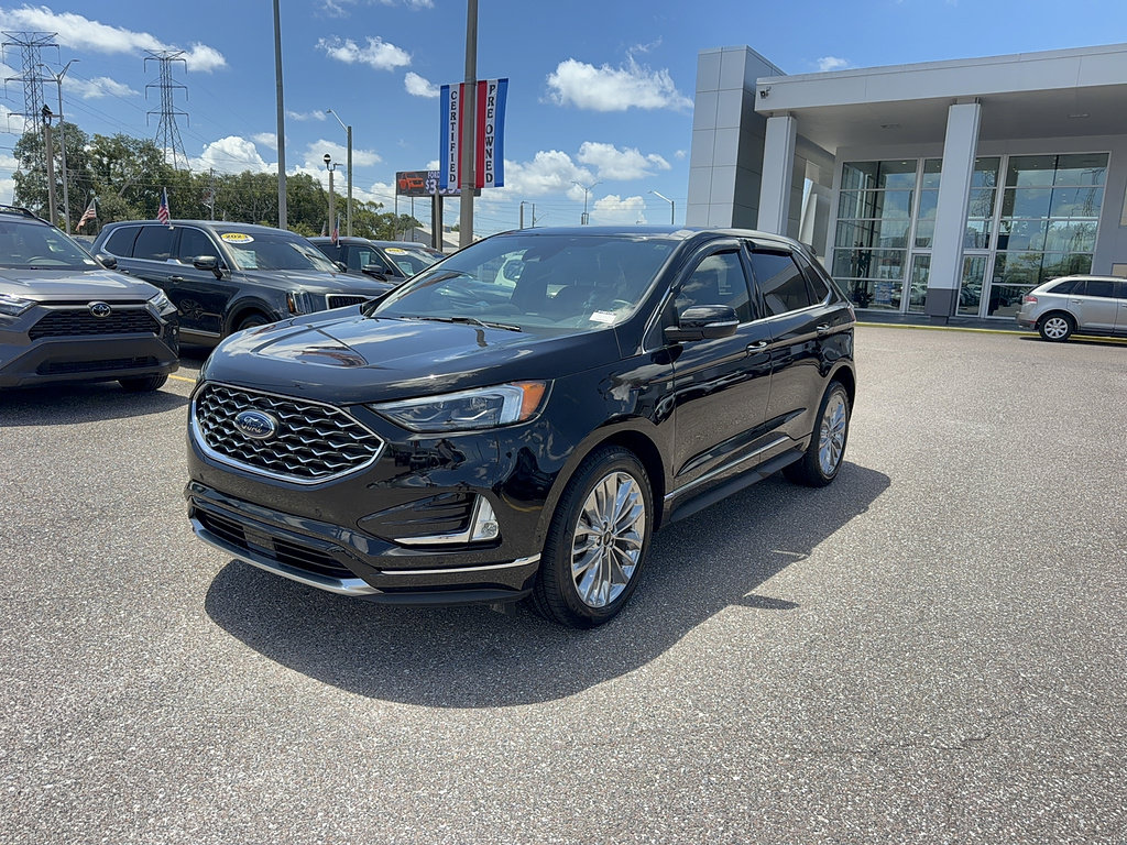 Certified 2022 Ford Edge Titanium w/ Equipment Group 301A AWD/4WD image 2
