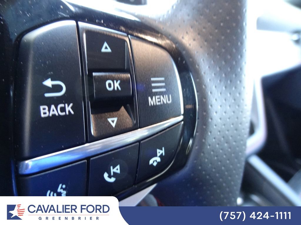 Certified 2025 Ford Explorer ST-Line AWD/4WD image 21