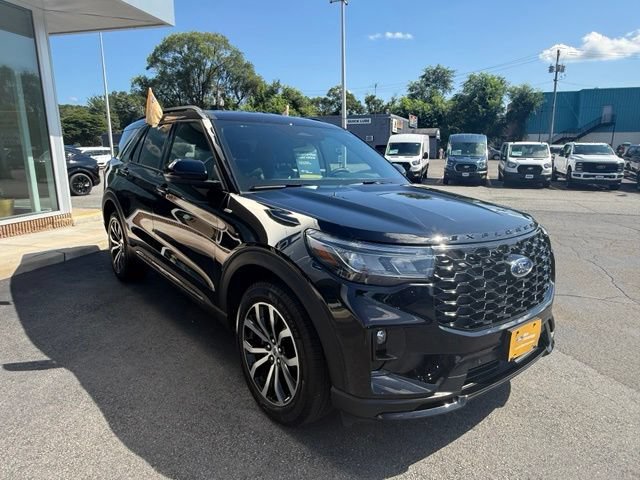 Certified 2026 Ford Explorer ST-Line AWD/4WD image 10