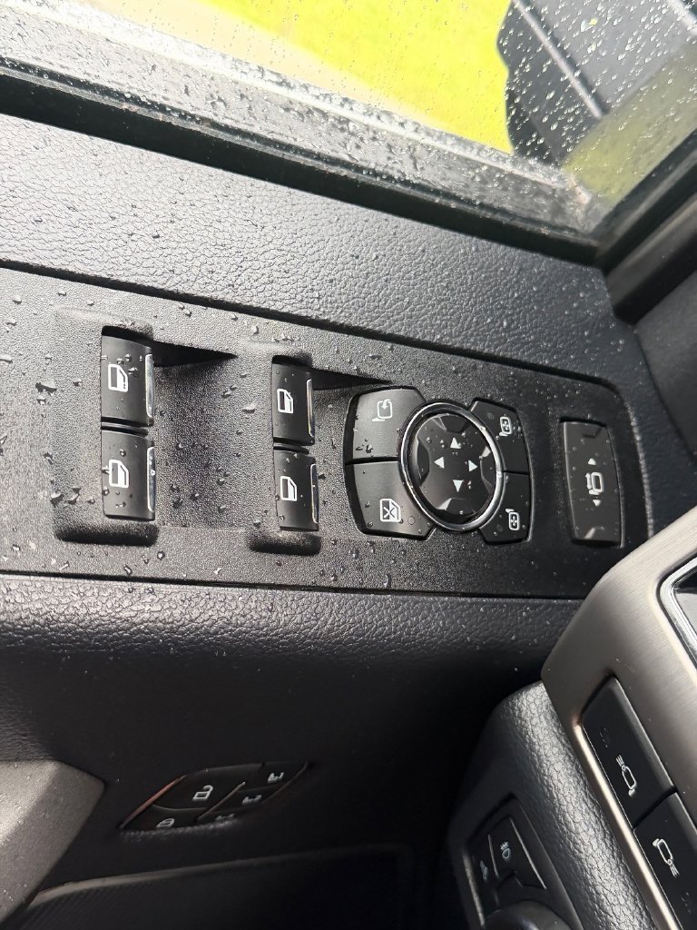 Certified 2022 Ford F450 Platinum w/ FX4 Off-Road Package AWD/4WD image 38