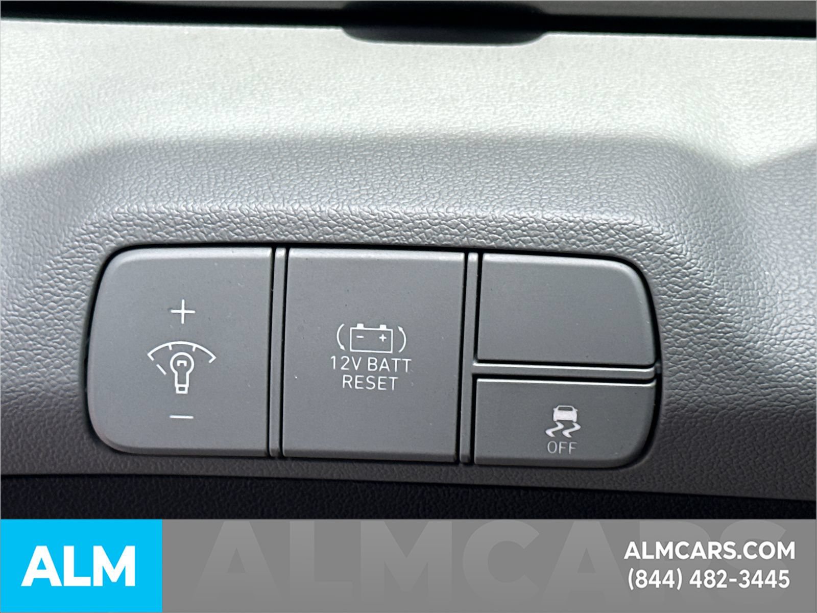 Used 2024 Hyundai Elantra Limited FWD image 36
