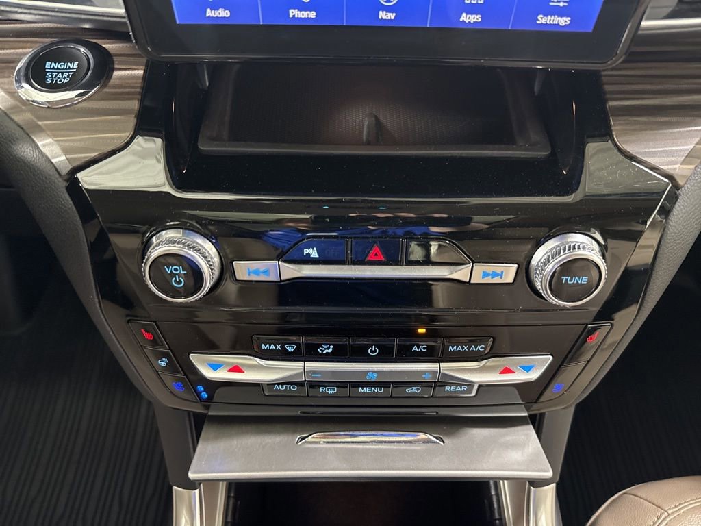 Certified 2023 Ford Explorer Limited w/ Equipment Group 301A AWD/4WD image 27