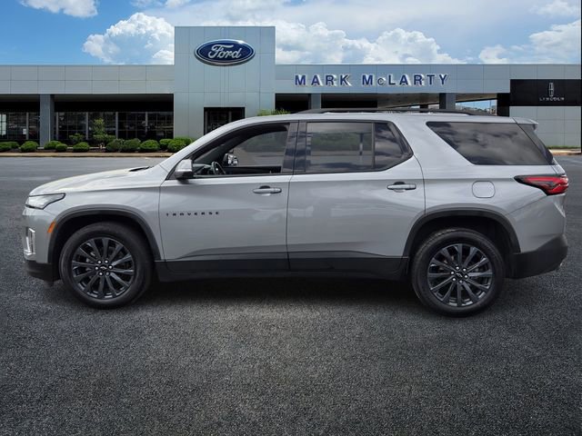 Used 2023 Chevrolet Traverse RS image 2