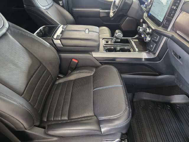 Certified 2025 Ford F150 Platinum w/ FX4 Off-Road Package AWD/4WD image 17
