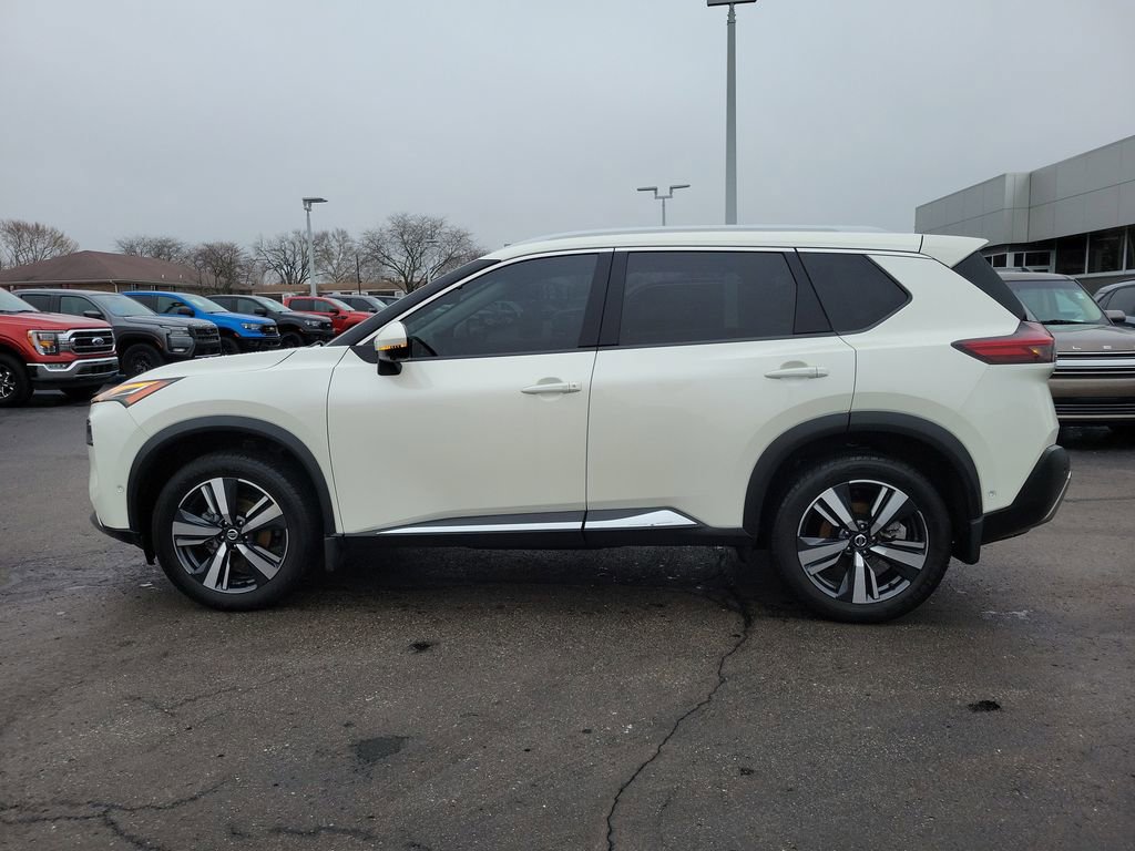 Used 2021 Nissan Rogue Platinum image 7