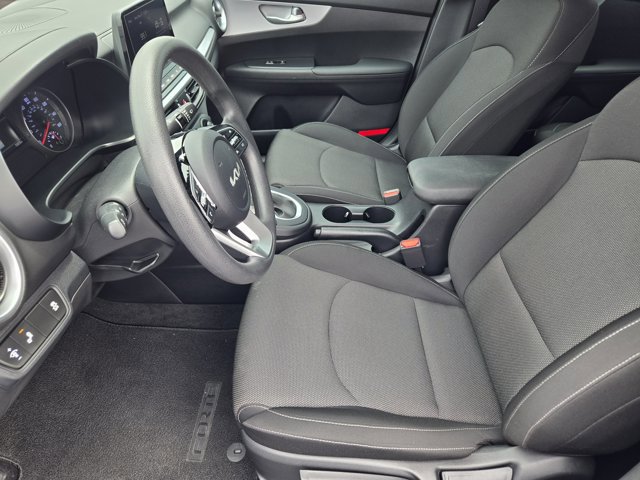 Used 2024 Kia Forte LXS w/ LXS Technology Package FWD image 12