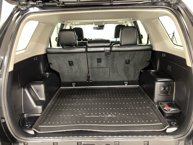 Used 2023 Toyota 4Runner Limited AWD/4WD image 18