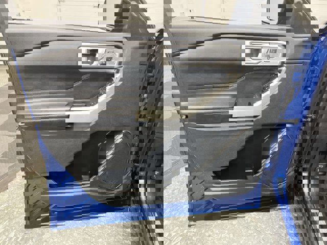 Certified 2021 Ford Explorer Limited w/ Equipment Group 301A image 12