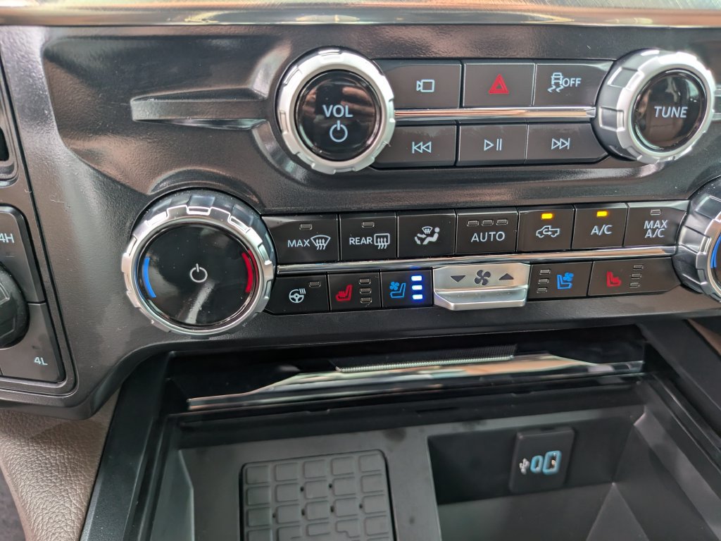 Certified 2026 Ford F350 King Ranch AWD/4WD image 30