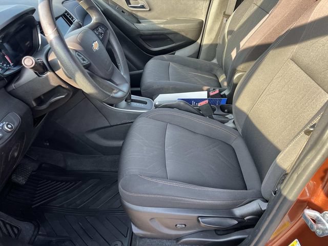 Used 2019 Chevrolet Trax LT FWD image 17