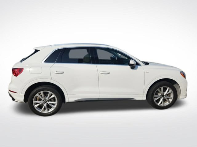 Used 2022 Audi Q3 2.0T Premium w/ Convenience Package AWD/4WD image 11