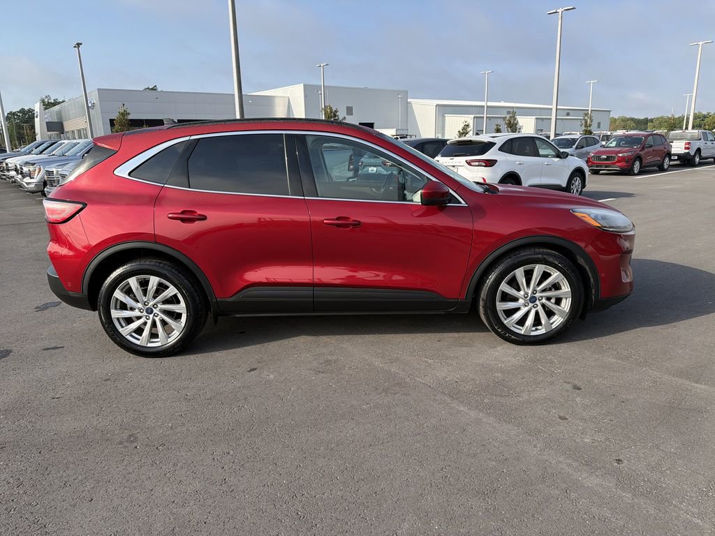 Certified 2022 Ford Escape Titanium w/ Titanium Elite Package image 3