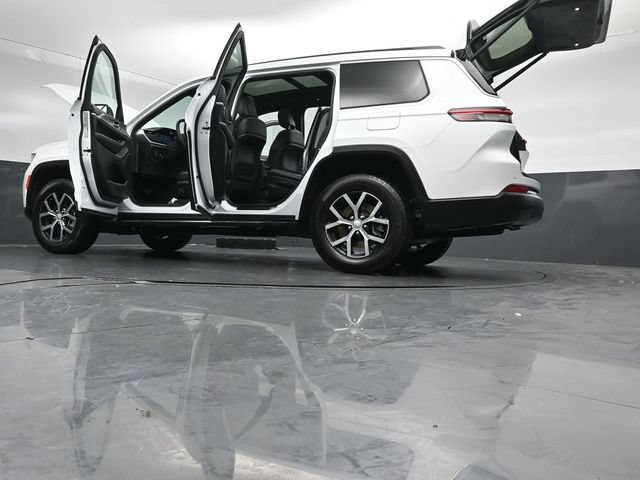 Used 2025 Jeep Grand Cherokee L Limited w/ Luxury Tech Group II AWD/4WD image 58
