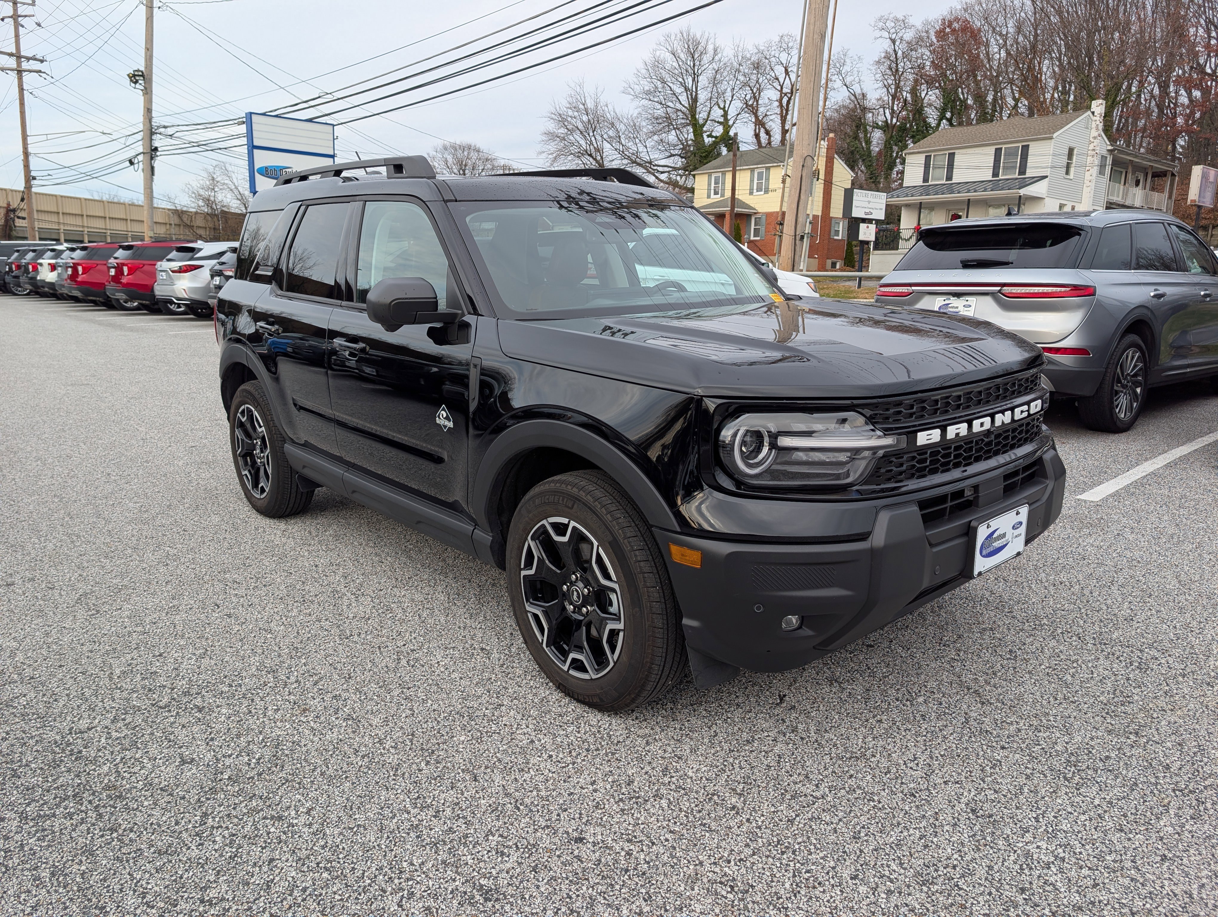 Certified 2025 Ford Bronco Sport Outer Banks w/ Outer Banks Tech Package+ image 9