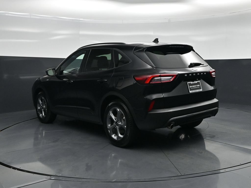 Certified 2025 Ford Escape ST-Line FWD image 7