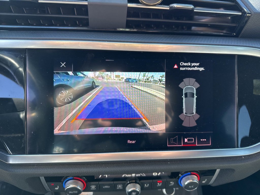 Used 2020 Audi Q3 2.0T Premium w/ Convenience Package image 3