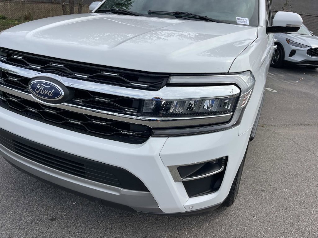 Certified 2024 Ford Expedition Limited RWD image 11