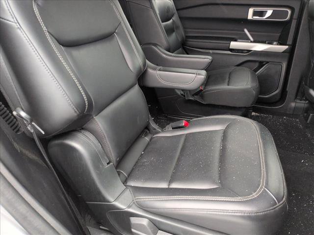 Certified 2022 Ford Explorer XLT w/ Equipment Group 202A image 20