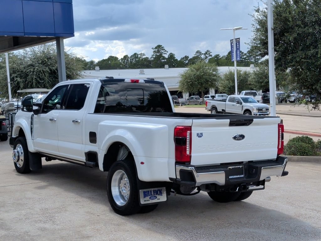 Certified 2025 Ford F450 Lariat w/ Lariat Ultimate Package AWD/4WD image 5