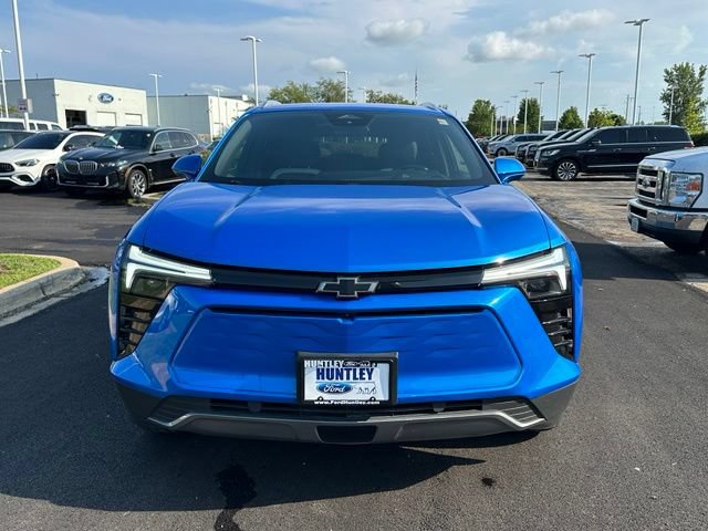 Used 2024 Chevrolet Blazer EV LT AWD/4WD image 2